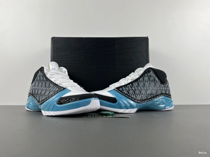 Bmlin Jordan 318376-041 23 UNC 0823